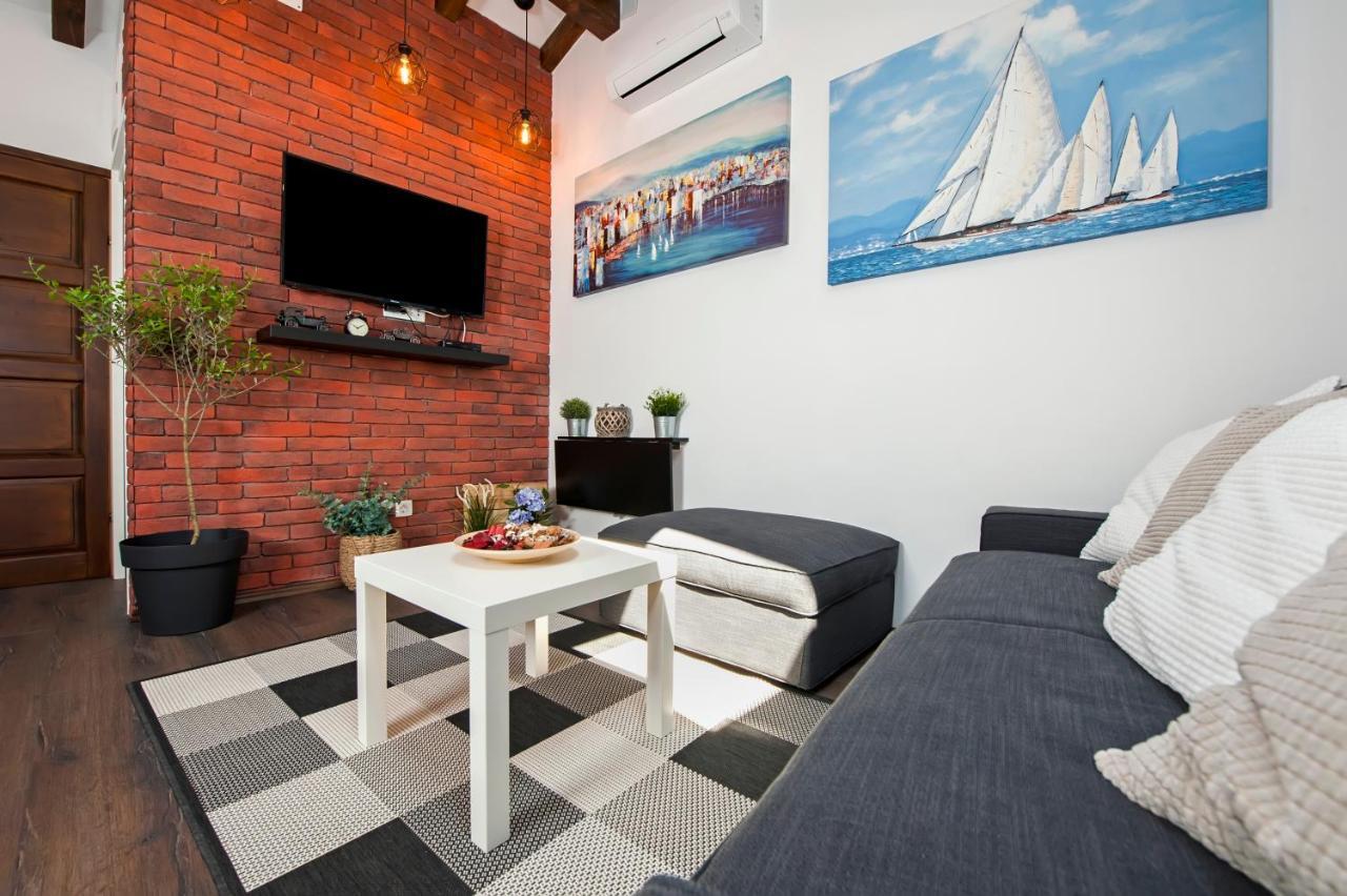 The Attic Rovinj Apartment Bagian luar foto