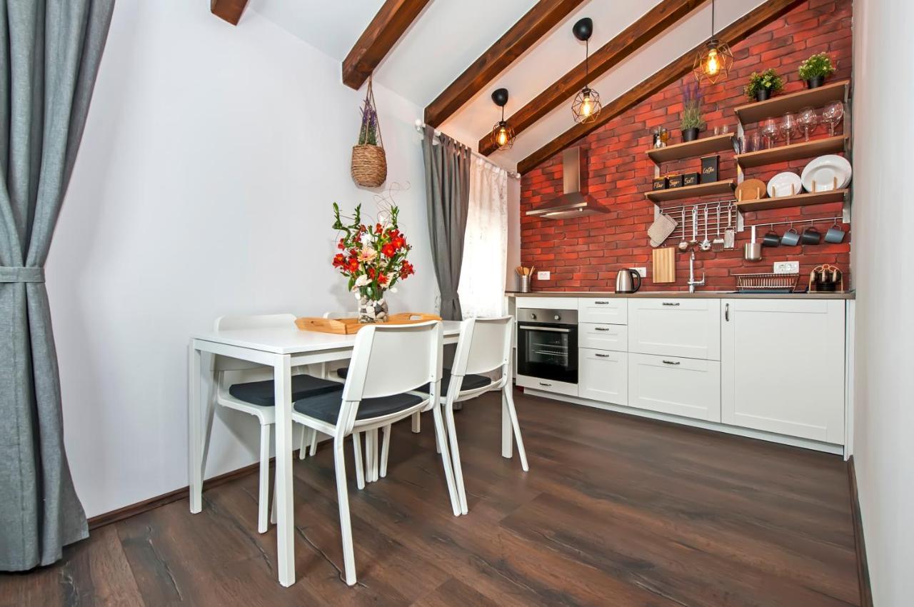 The Attic Rovinj Apartment Bagian luar foto