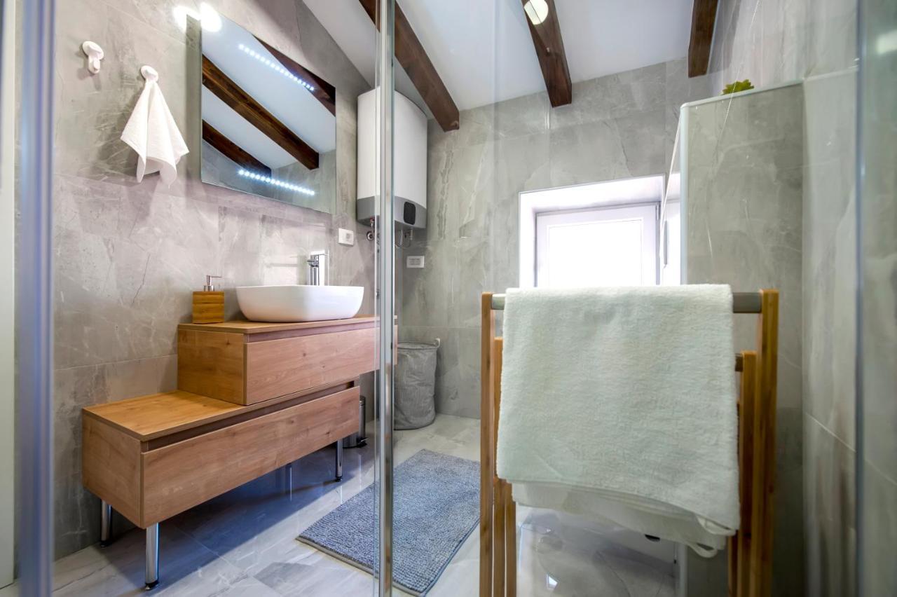 The Attic Rovinj Apartment Bagian luar foto